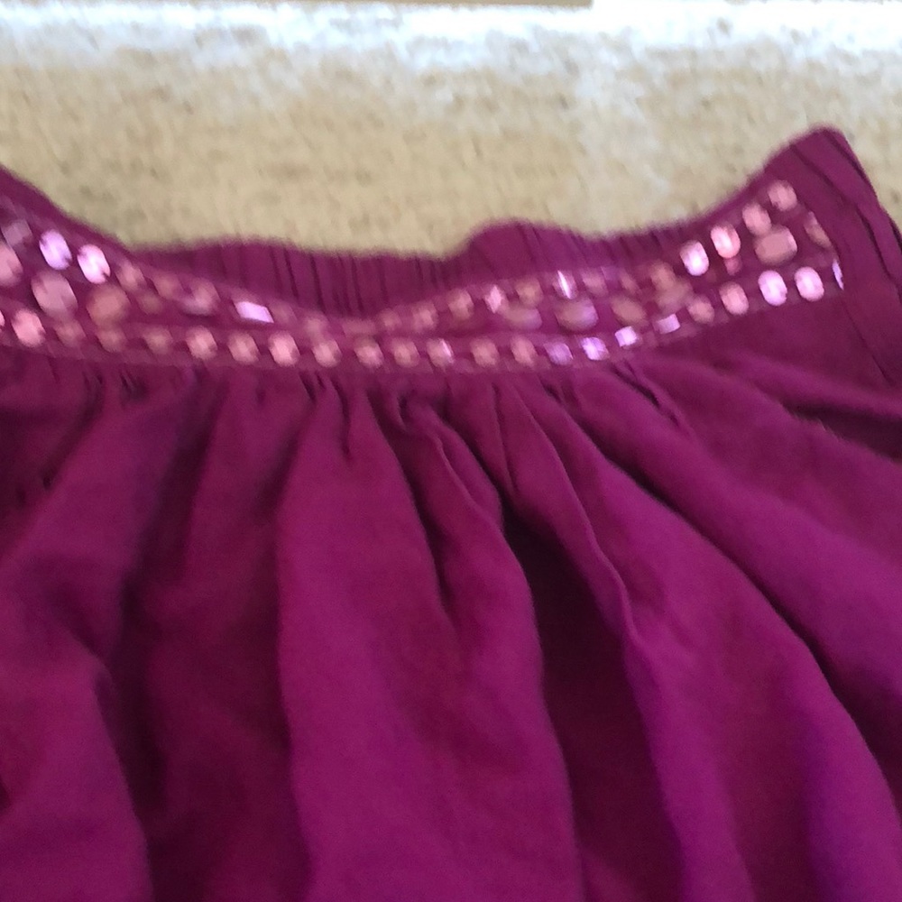 I’m selling a skirt